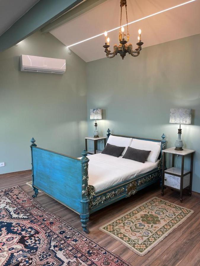 Vintage Balcony Guesthouse Овар Екстериор снимка